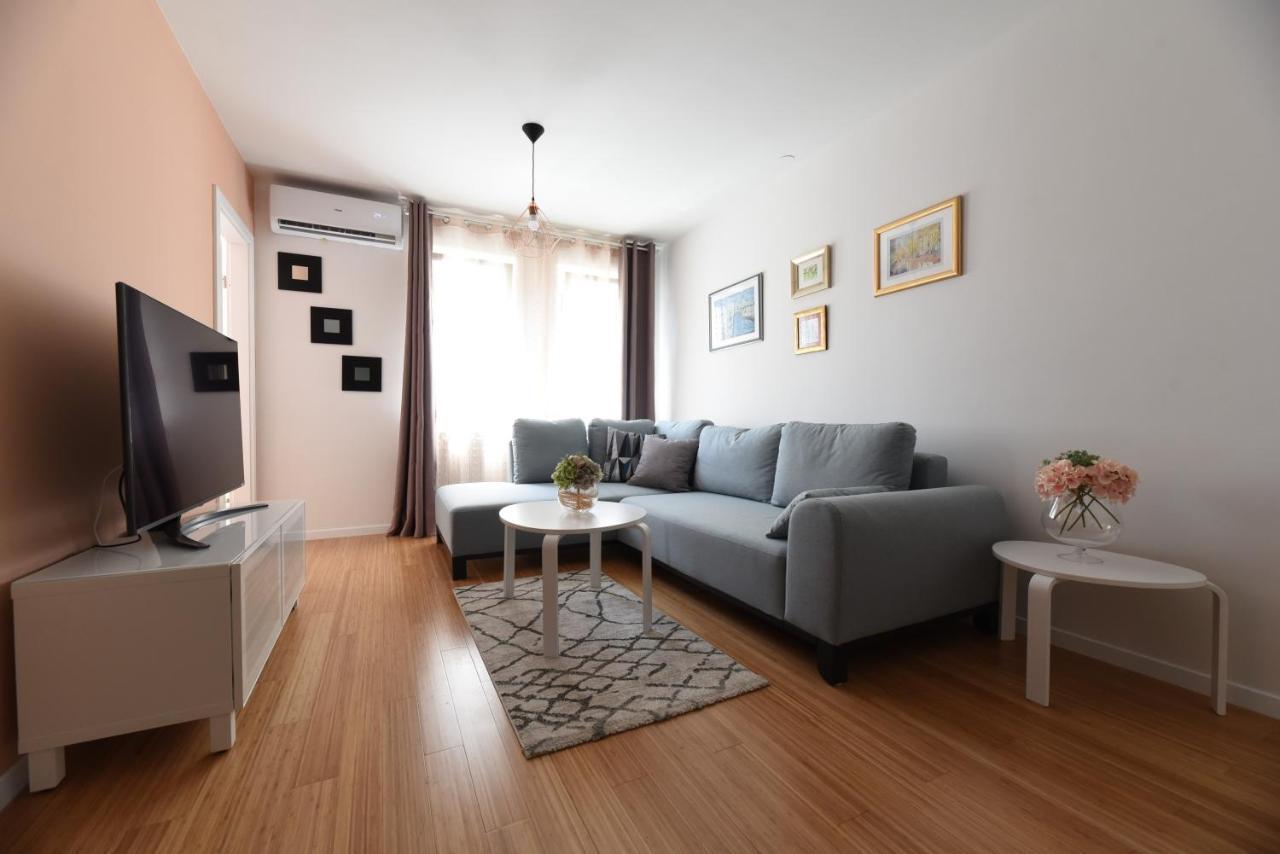 Mary'S Apartment - With Free Parking Zagreb Exterior photo